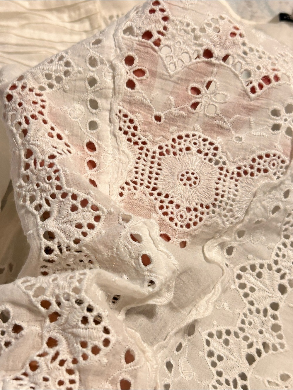 American Eagle Outfitters White Eyelet Lace Flare Sleeve Top Women XS Ethereal - Picture 6 of 12